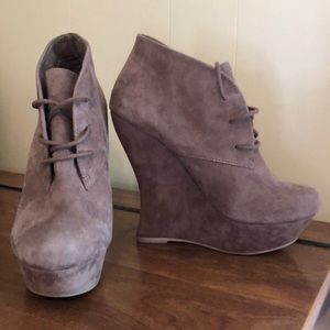 Aldo brand wedged booties